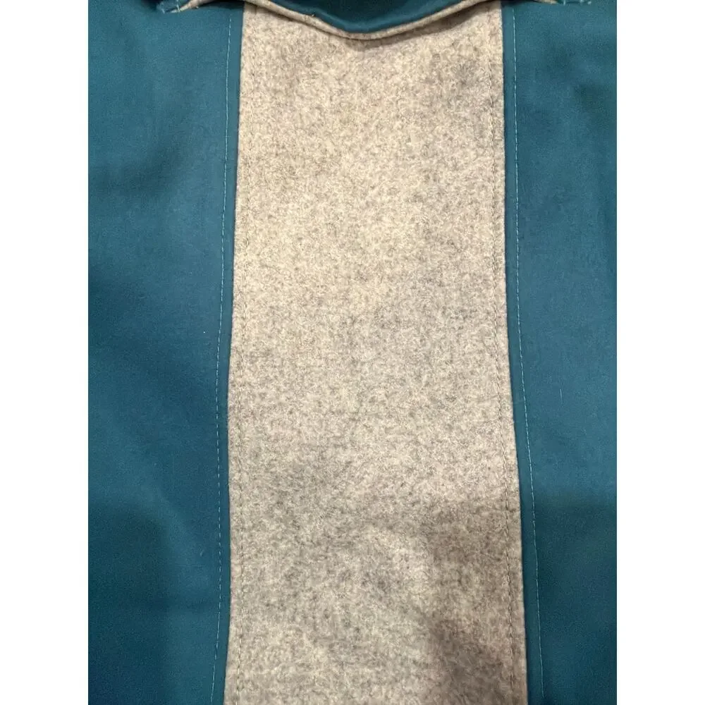 All wool messenger bag made by Pallas textiles